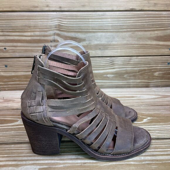 Chocolat Blu Womens EU 38 US 7.5-8 Block Heel Sandals Brown Leather Woven Shoes - Picture 1 of 10